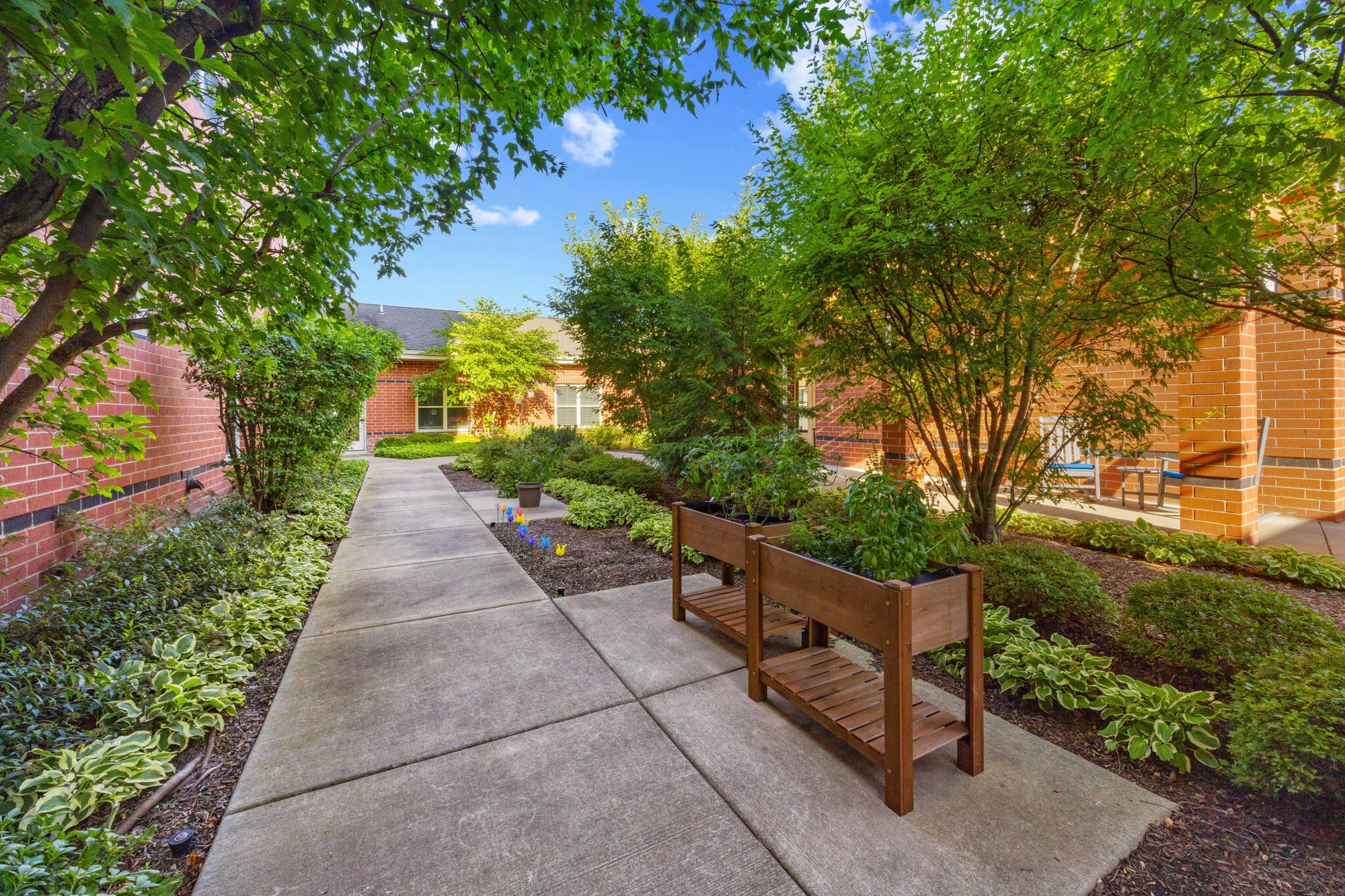 Exterior__7420_West_159th_Street_033